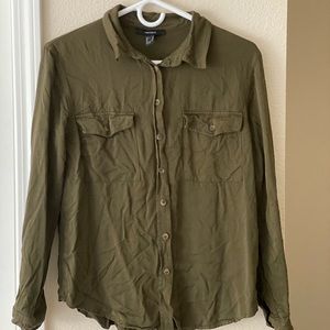 Forever 21 olive green women’s button down shirt